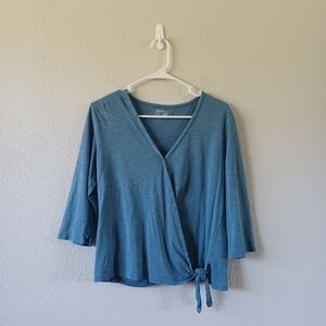 Eddie Beauer Wrap Knot Frot Top